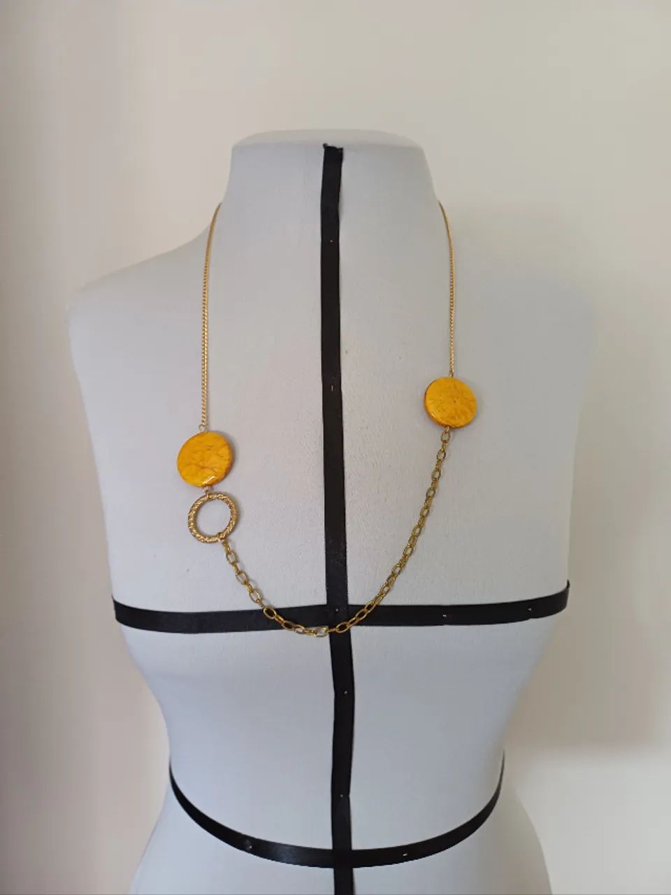 colar bijuteria com pedra