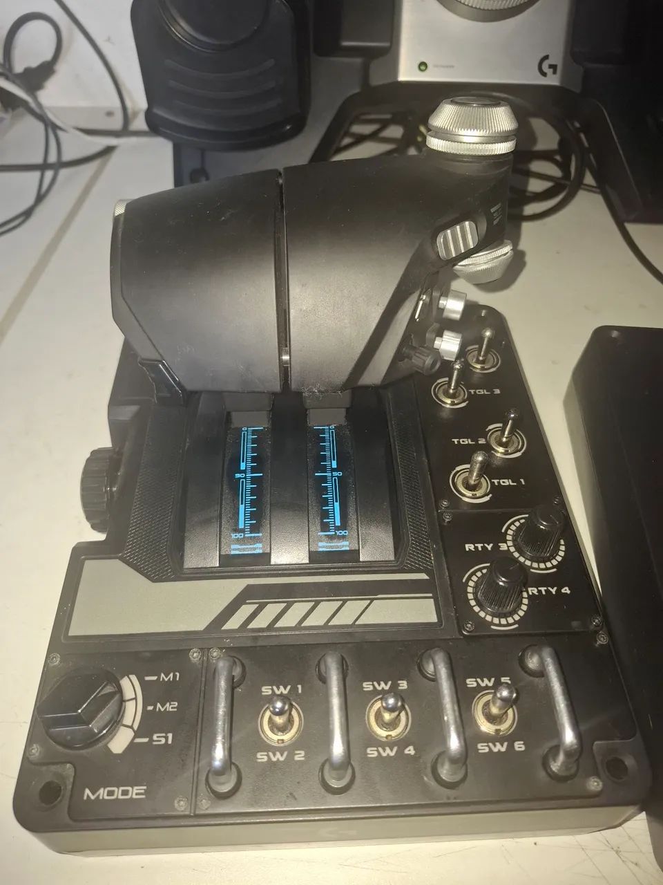 CONTROLE LOGITECH X56 COM PEDAIS  - Foto 2