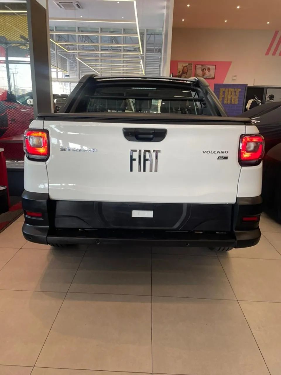 Fiat Strada Volcano 1.3 Flex 8V CD Aut. 2027 - Foto 4