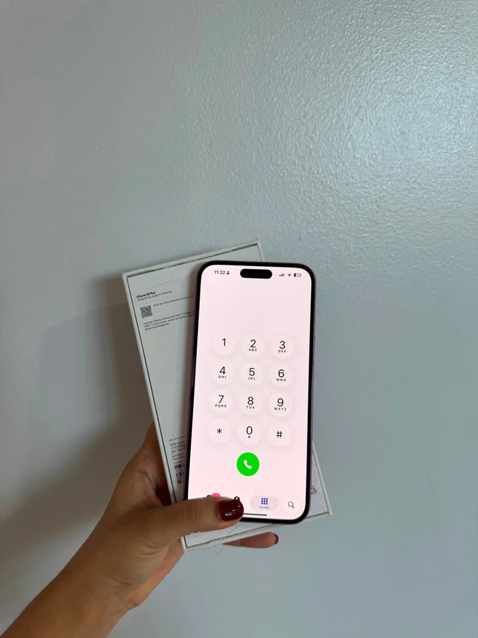 iPhone 16 Plus rosa todo original  - Foto 2