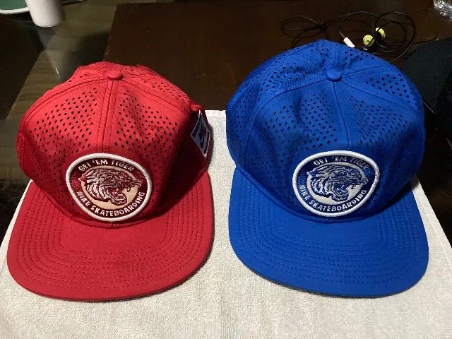 3 Boné de coleção Nike sb vermelho, preto e azul  - Foto 3