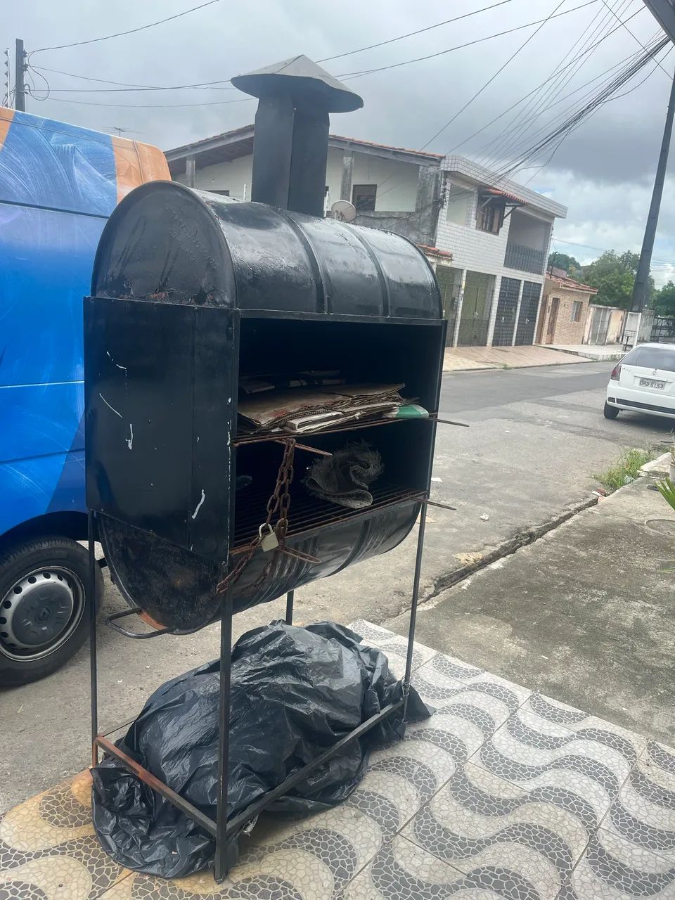 Churrasqueira nunca usada 