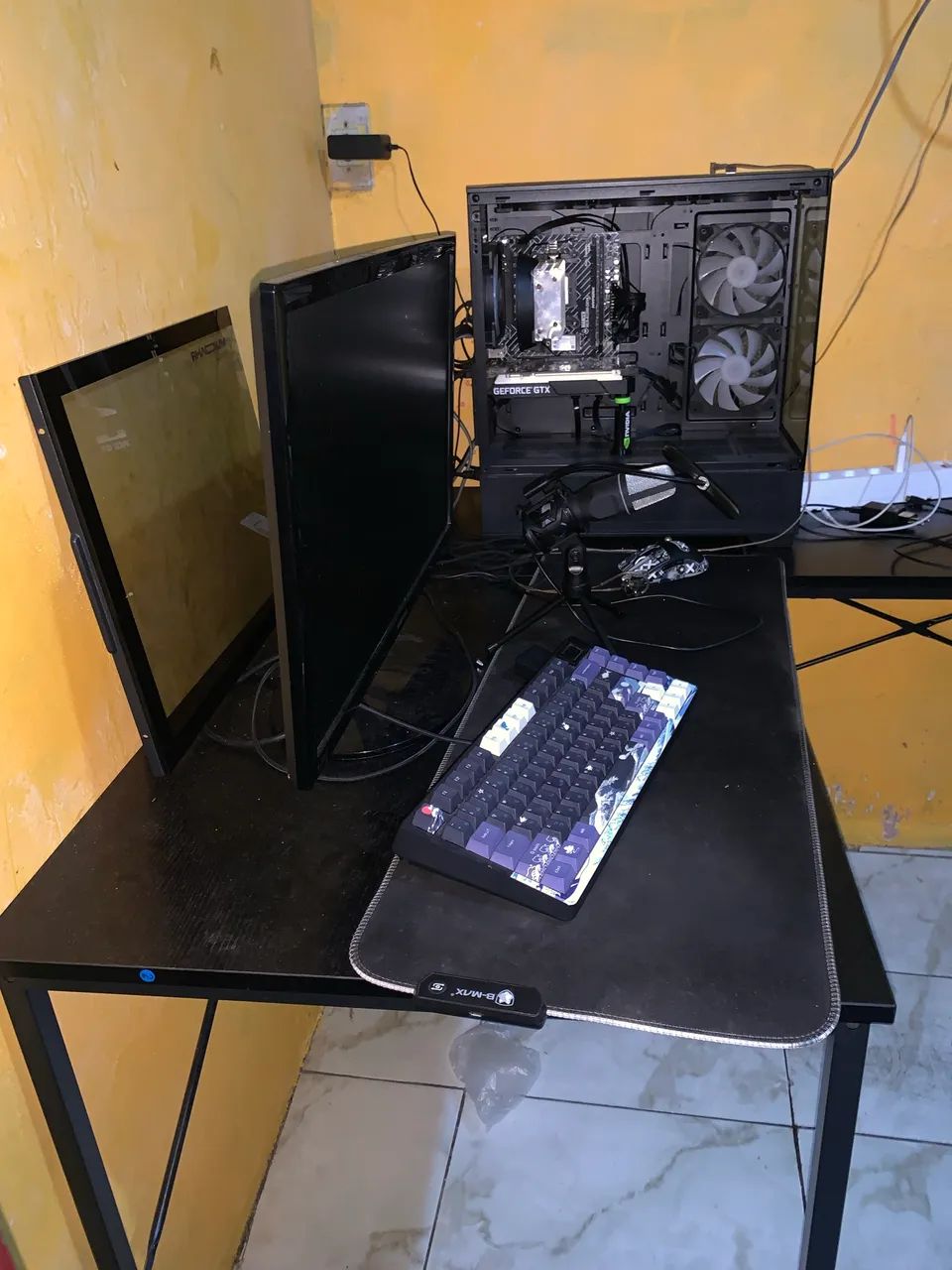 VENDO MESA DE ESCRITORIO - Foto 2