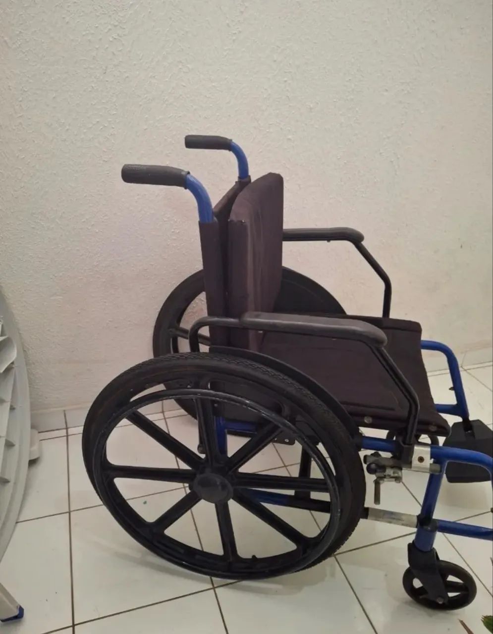 Vende se cadeira de rodas  - Foto 3
