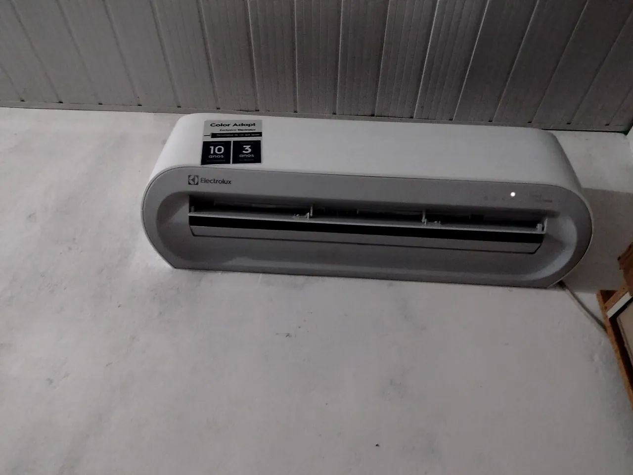 Vende-se central inverter Electrolux de 12.000 BTUs funcionando perfeitamente