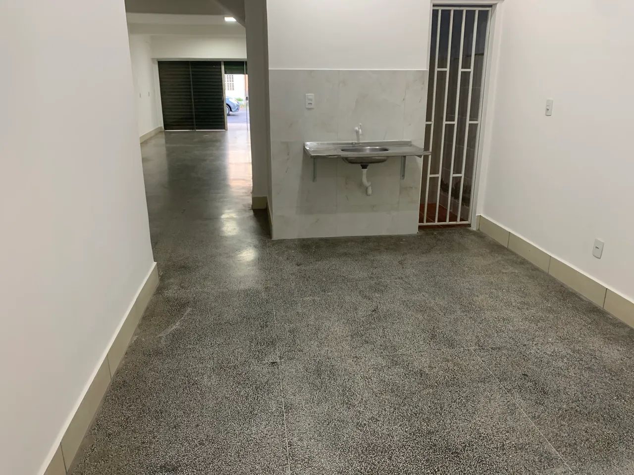 Aluguel loja reformada - Foto 2