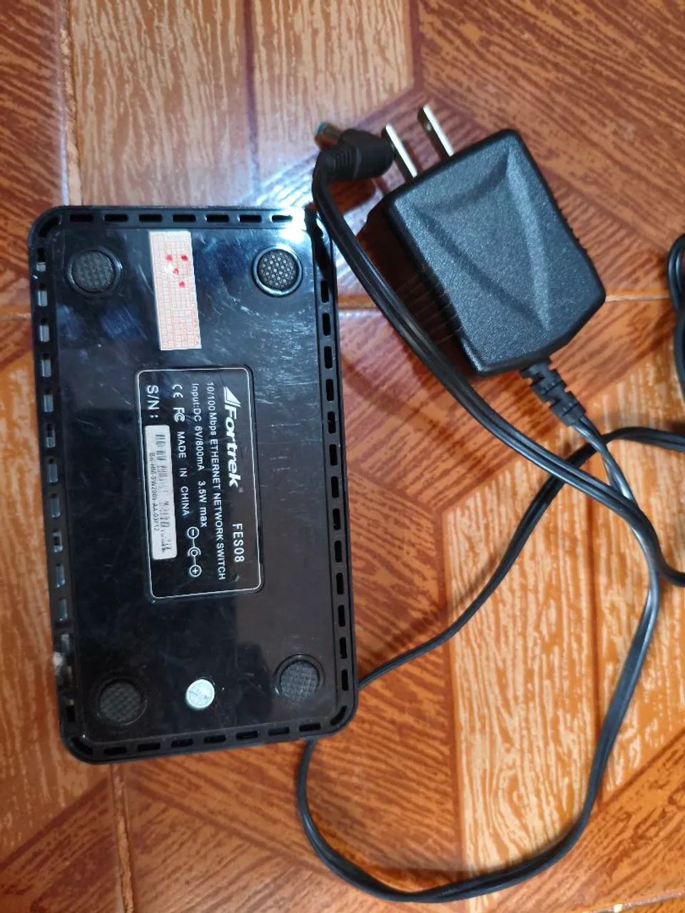 Switch fortrek 100mb - Foto 2