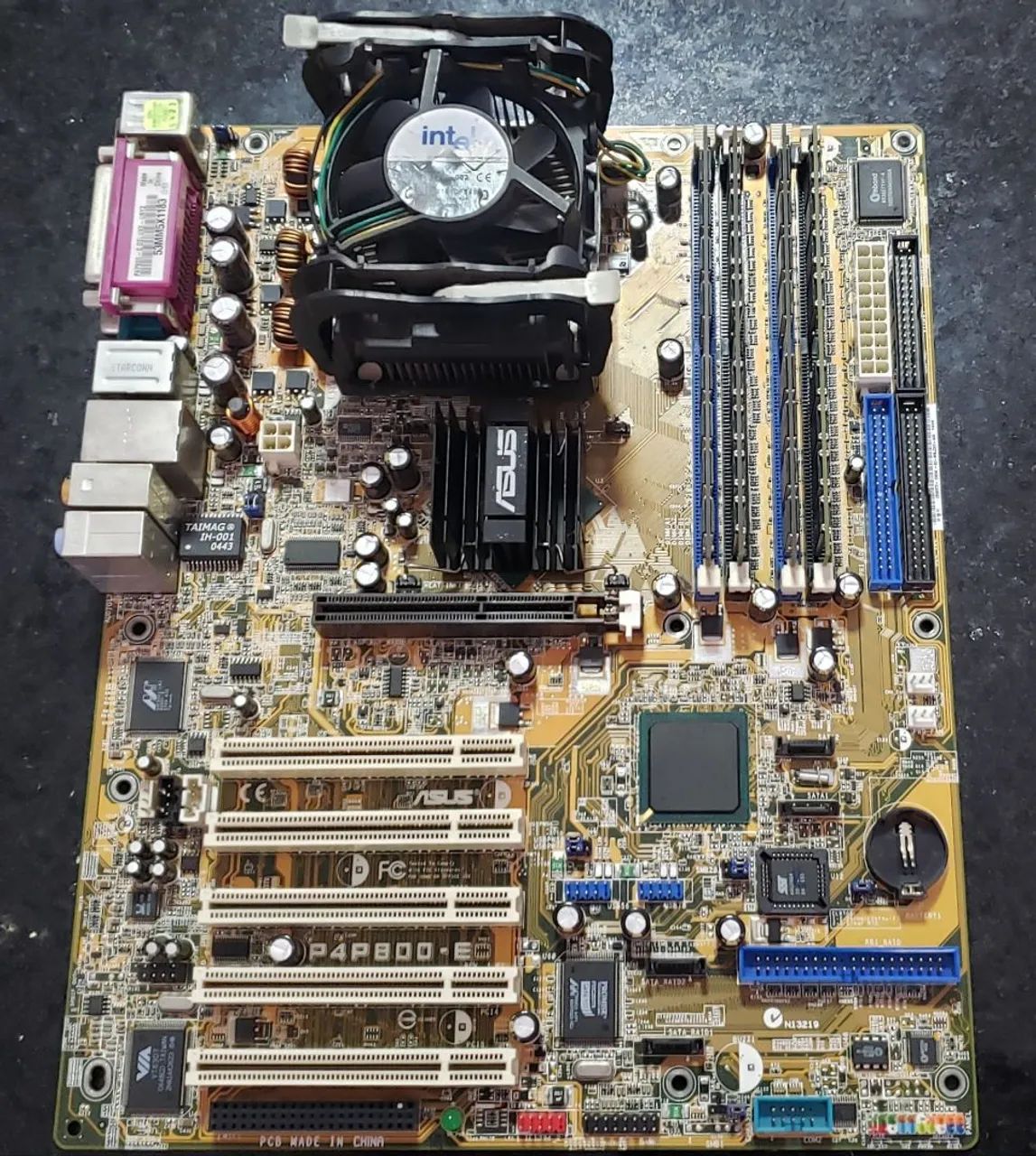 Kit PC Retrô socket 478 ASUS P4P800-E para restauração ou coleção