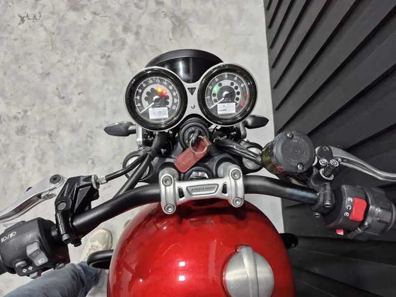 Triumph SPEED TWIN 1200 - Foto 4