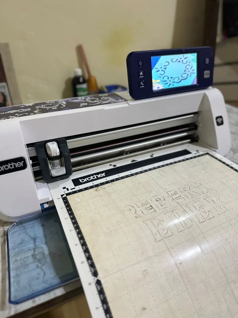 Plotter de recorte scancut brother 