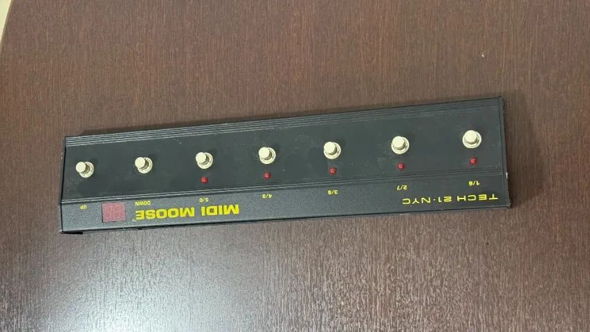 Controladora MIDI Foot Controller Tech 21 MIDI Moose - Excelente Estado