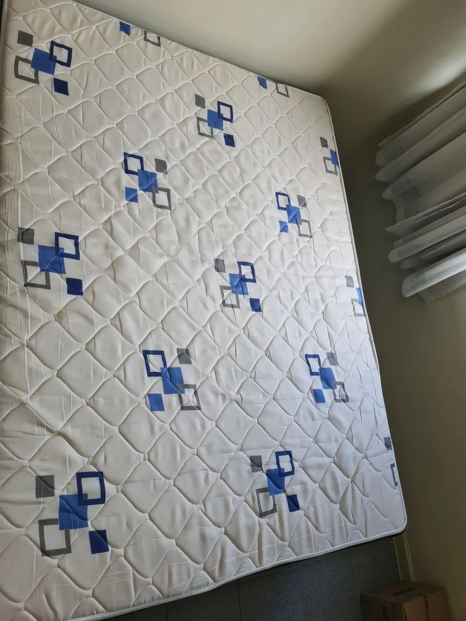 Cama box casal