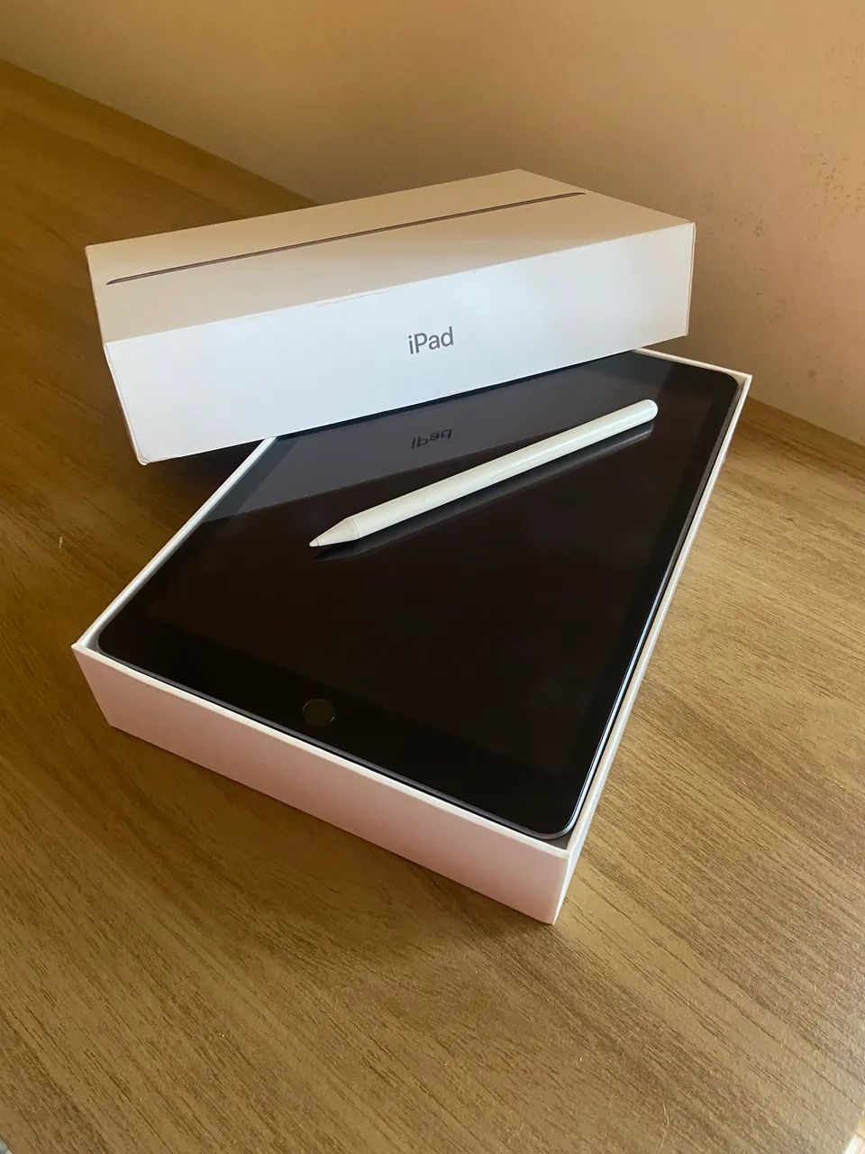 iPad 9ª com Pencil WB e Caixa Original 