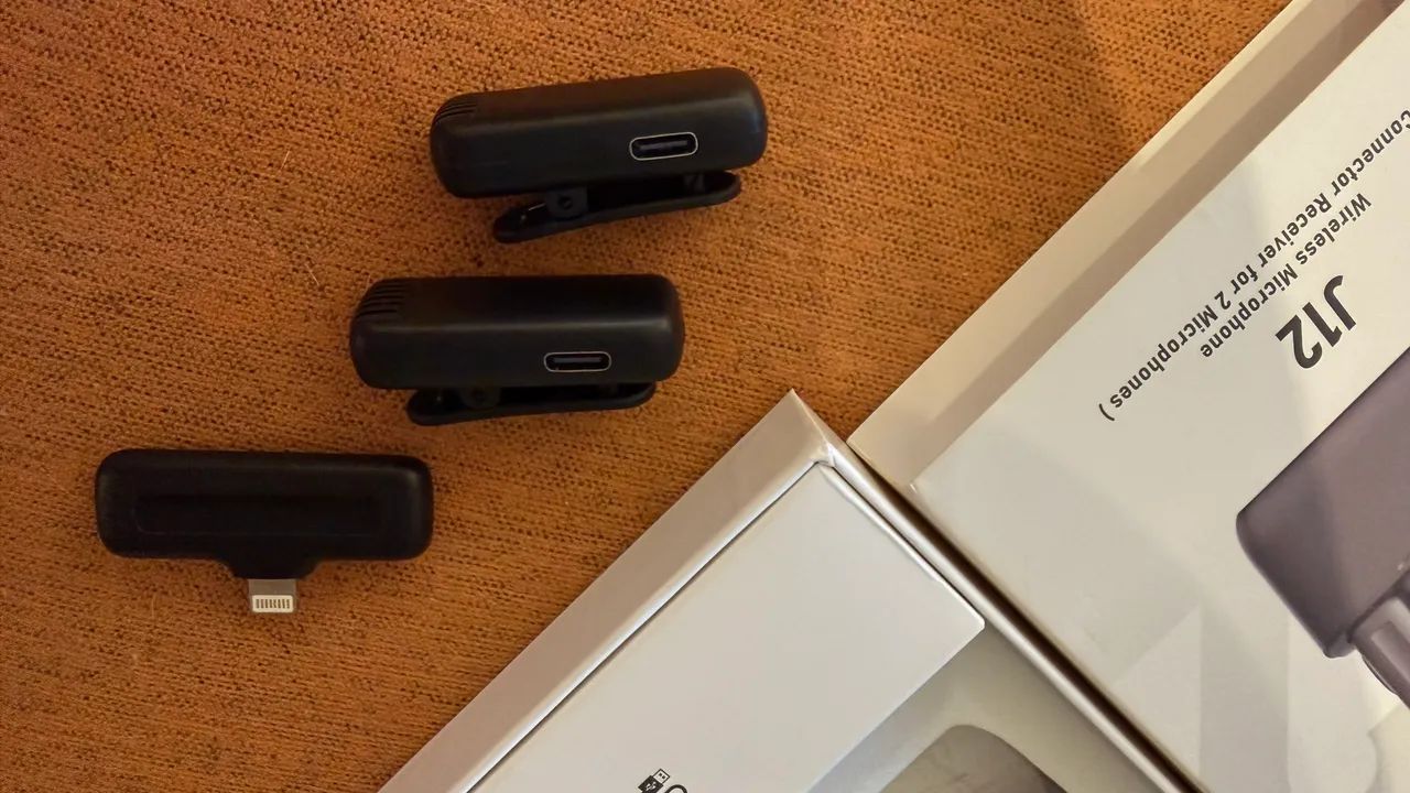 Microfone de Lapela Ulanzi J12 para iPhone (Lightning) - Duplo - Foto 4