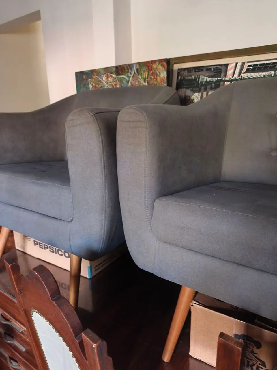 Poltronas Pés palito. Valor do Par. - Foto 5