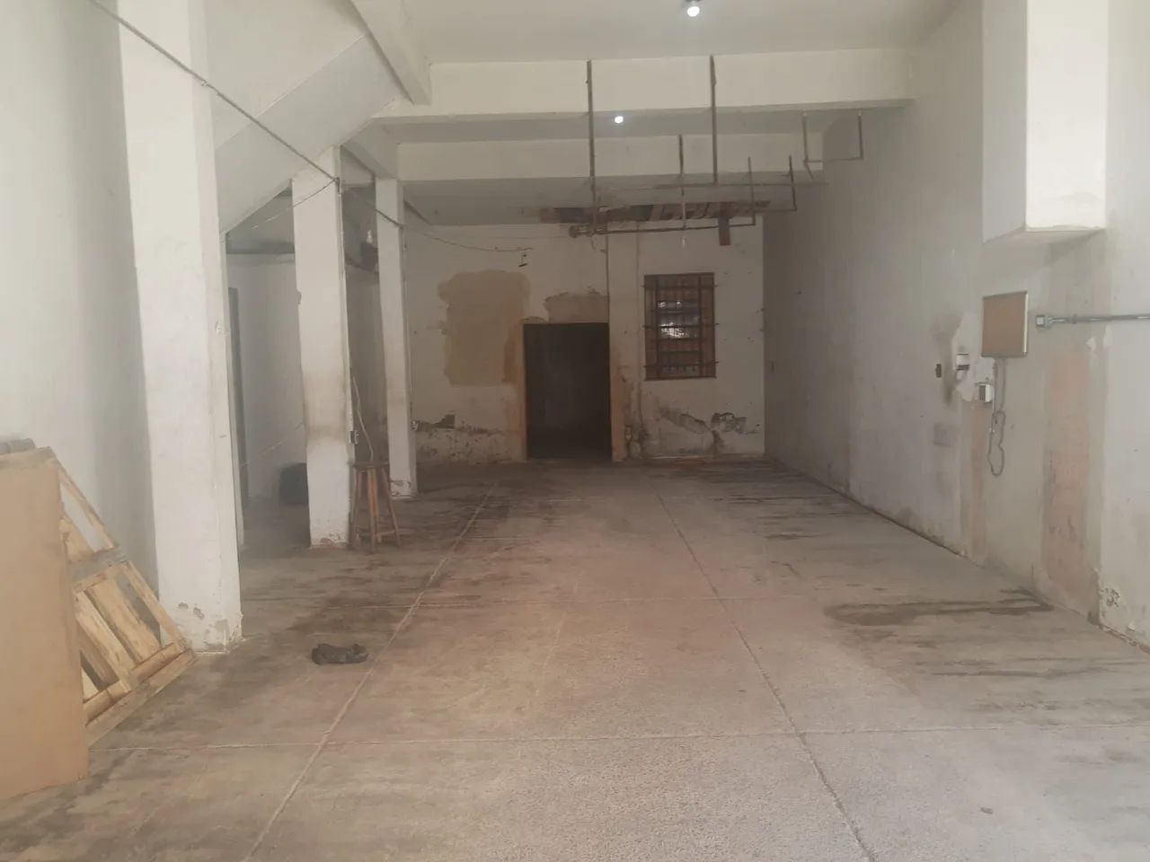 Loja de três portas