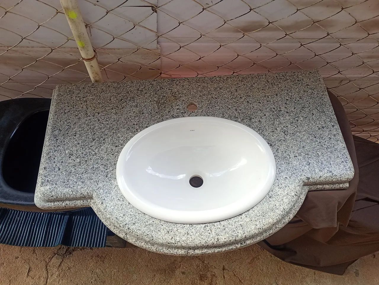 Pedra de granito com Cuba de sobre pó Banheiro  - Foto 2