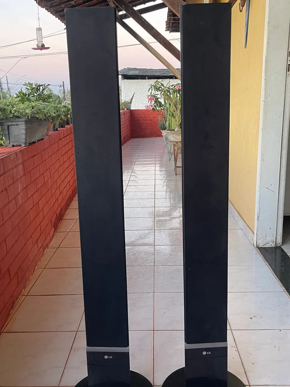 2 torres de som LG  - Foto 3