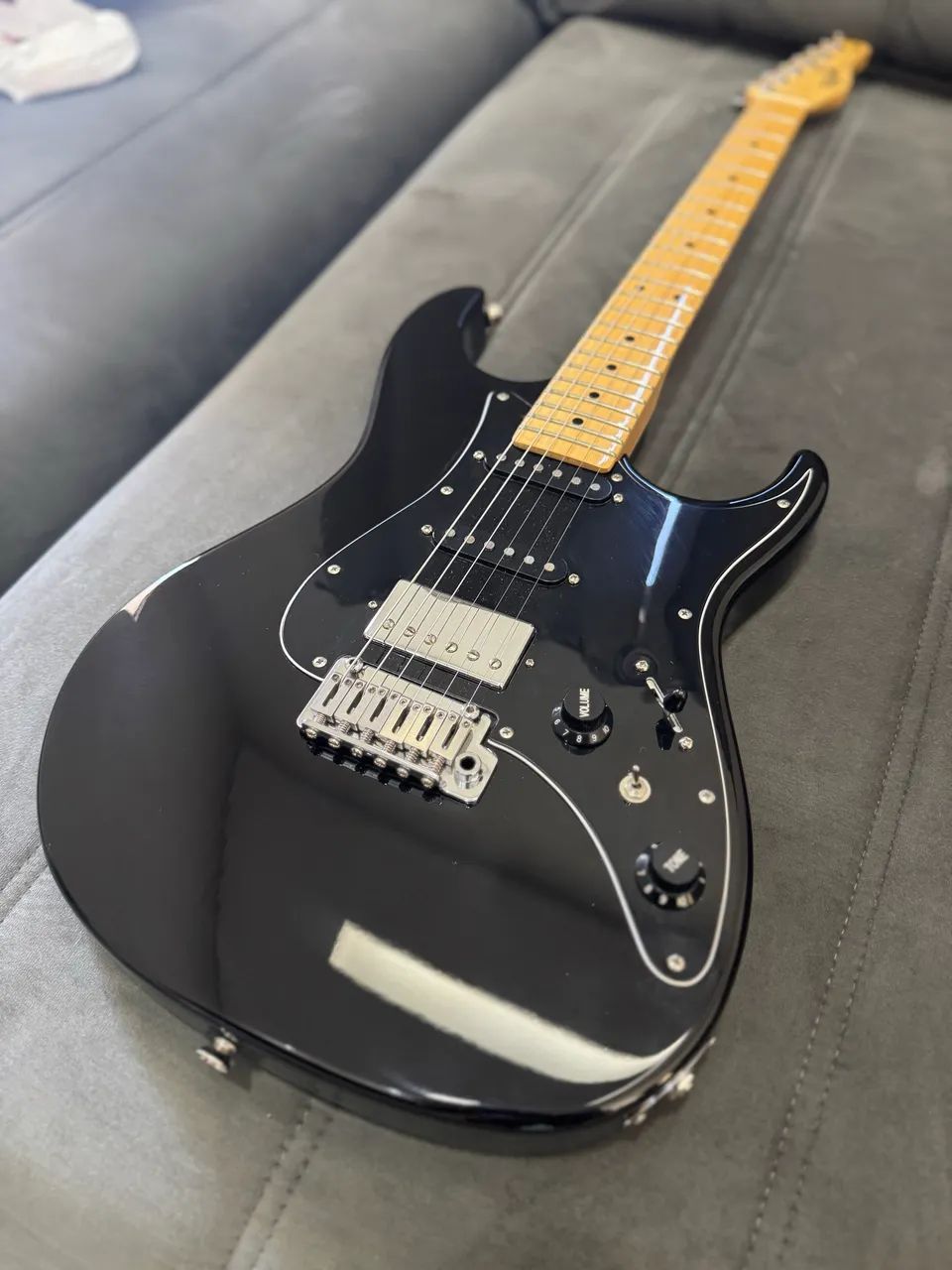 Guitarra Tagima Stella nova