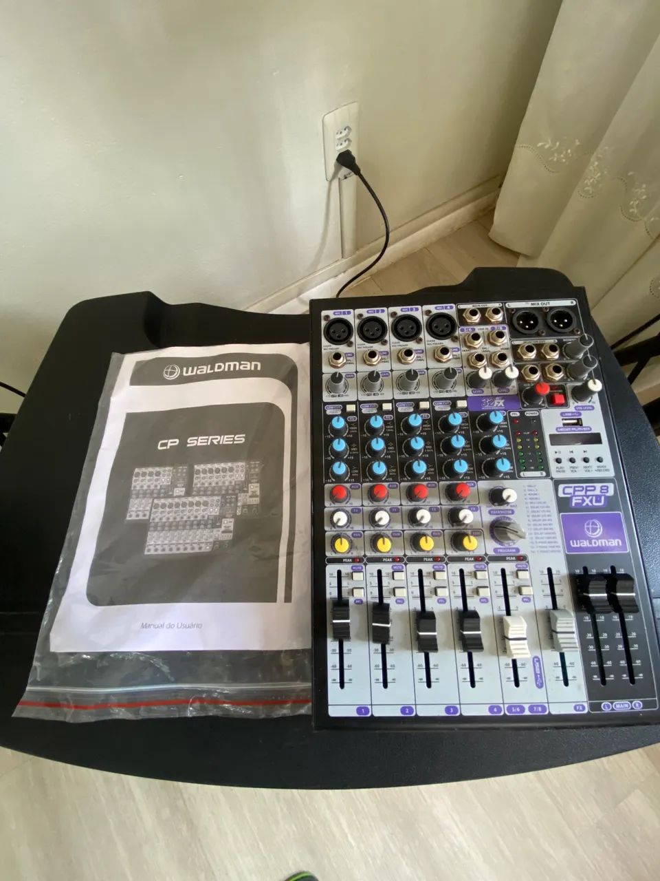 *? MESA DE SOM WALDMAN CPP 8 FXU - R$650 ?