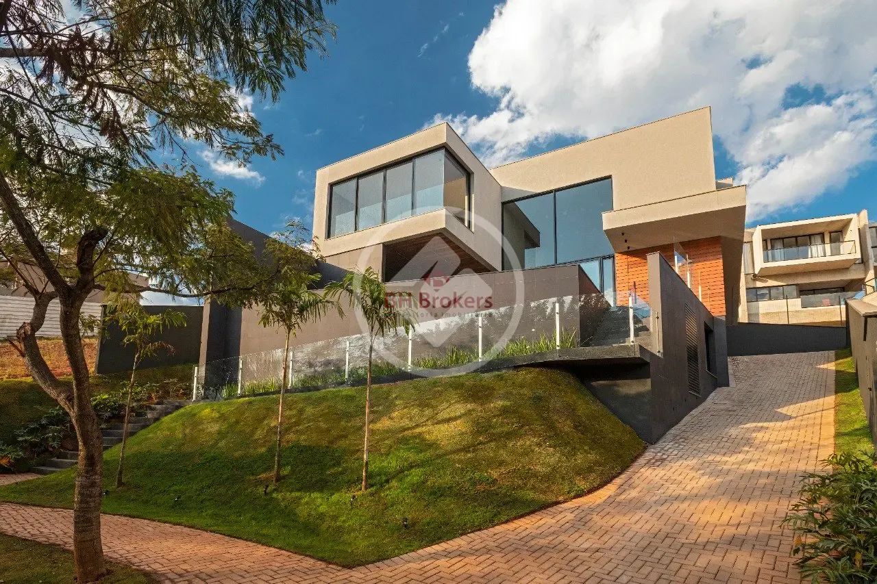 CASA MOBILIADA 4 QUARTOS À VENDA NO CONDOMÍNIO ALPHAVILLE codigo: 343474