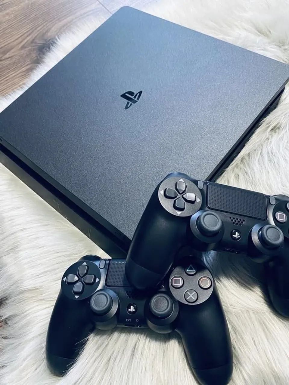 PS4 slim 
