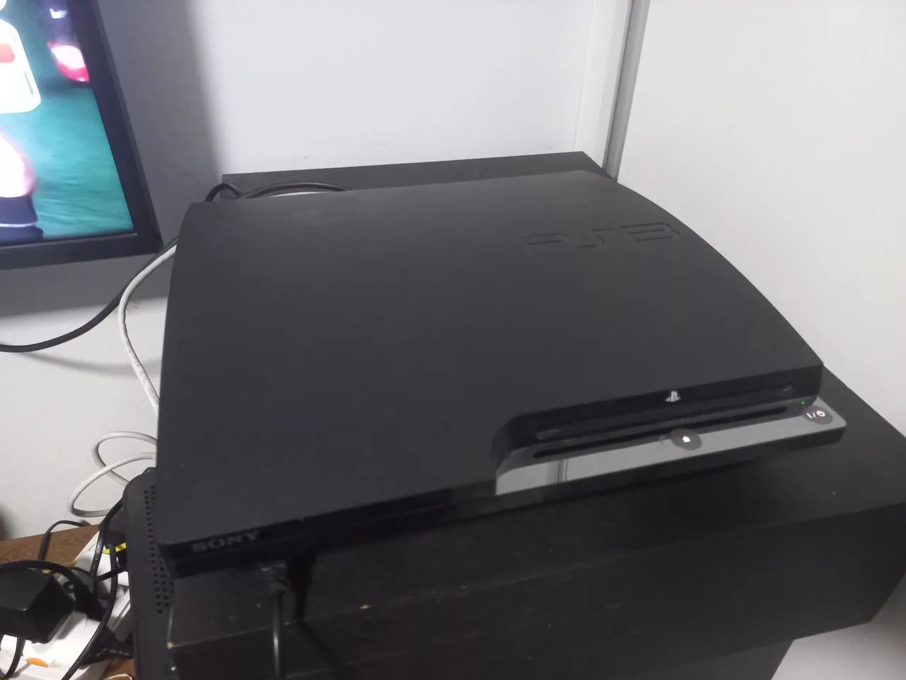 Playstation 3 com hen + 2 controles - Foto 3