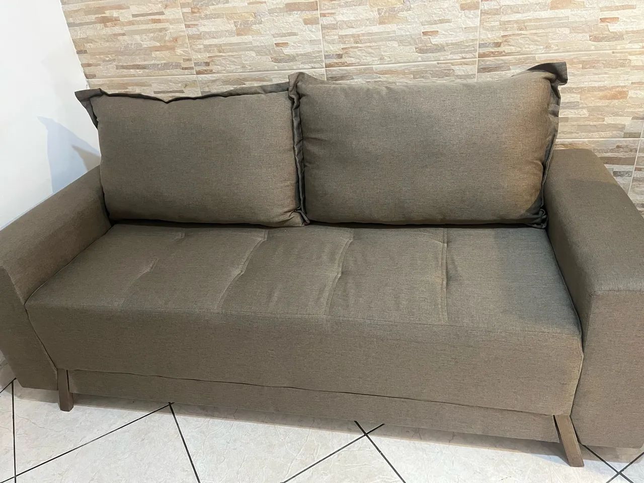 Sofás 2 e 3 lugares MUITO NOVO  - Foto 5