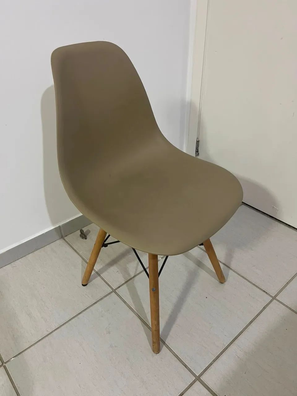 Cadeira Eames