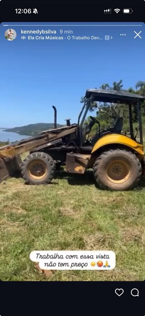 Vendo retro escavadeira 