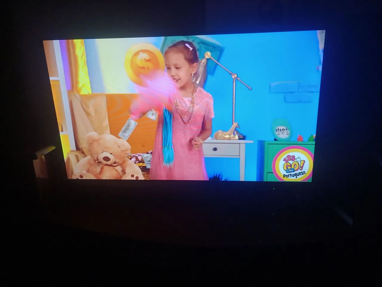 Vendo tv smartv funcionando perfeitamente 32 polegadas marca konka