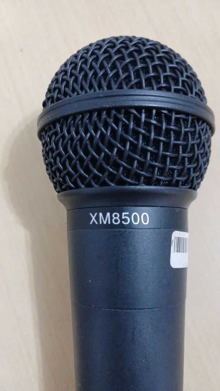 Microfone Dinâmico Behringer Ultravoice modelo XM8500 - Foto 4