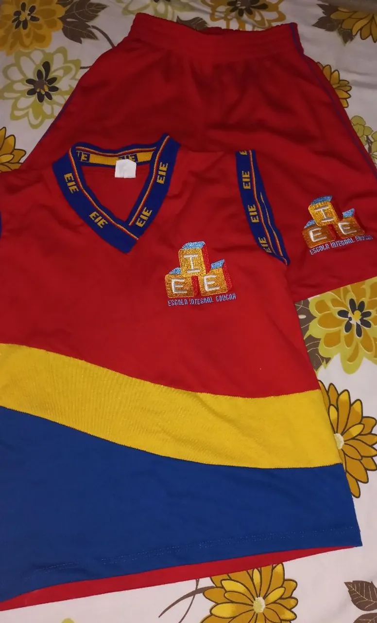 Farda escolar infantil 