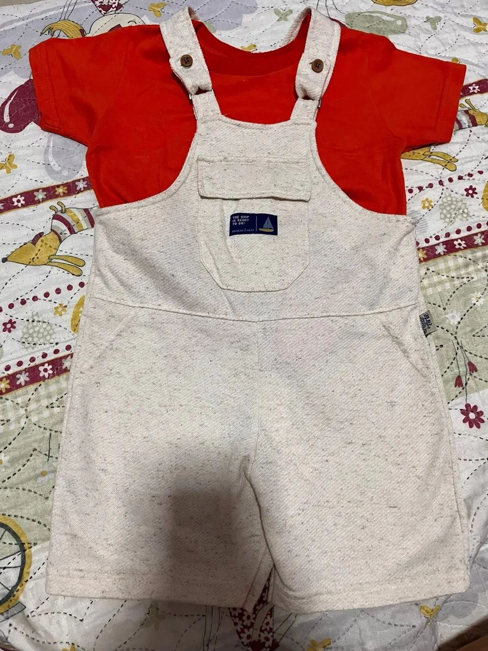 Macacão curto 