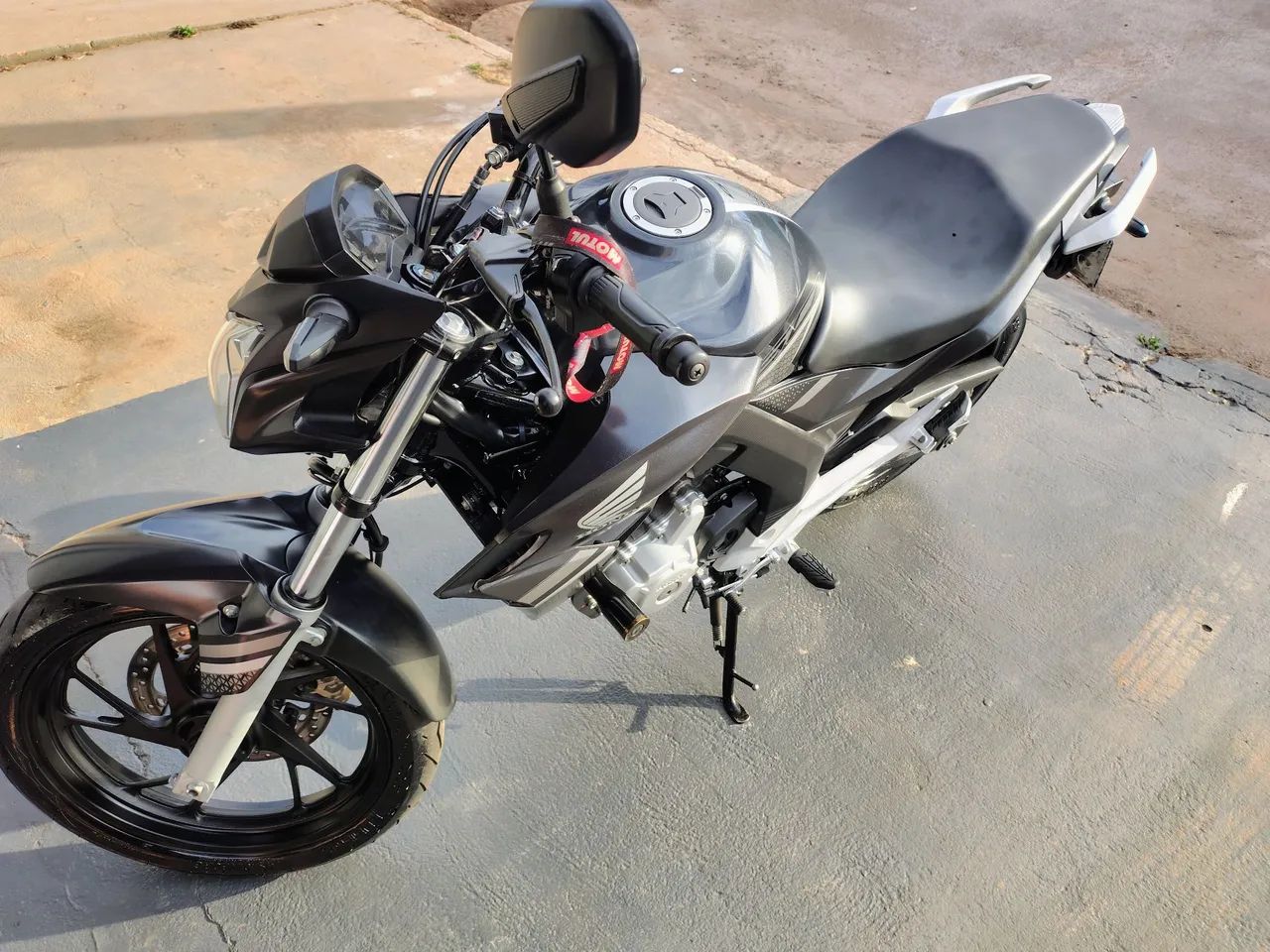 CB 250F Twister  - Foto 2