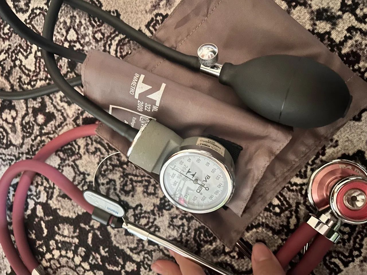Kit Aparelho de Pressão P.A.MED + Estetoscópio Rappaport - Foto 3