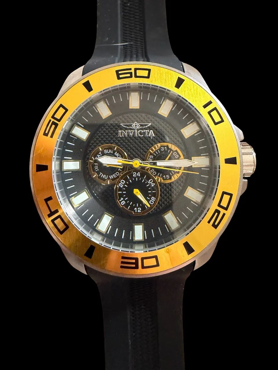 Relógio Invicta Pro-diver modelo 35744 50mm