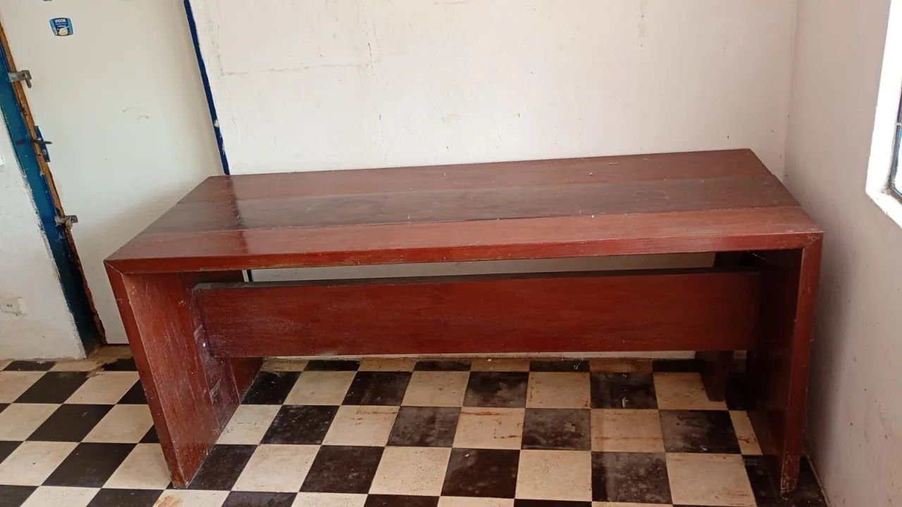 Vendo linda mesa