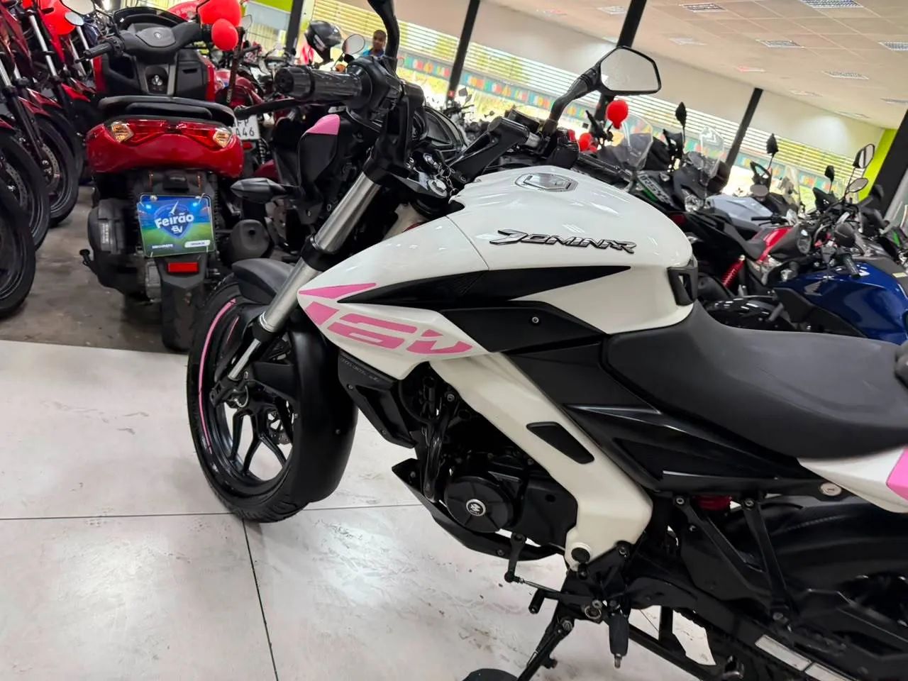 BAJAJ DOMINAR 160 - Foto 5
