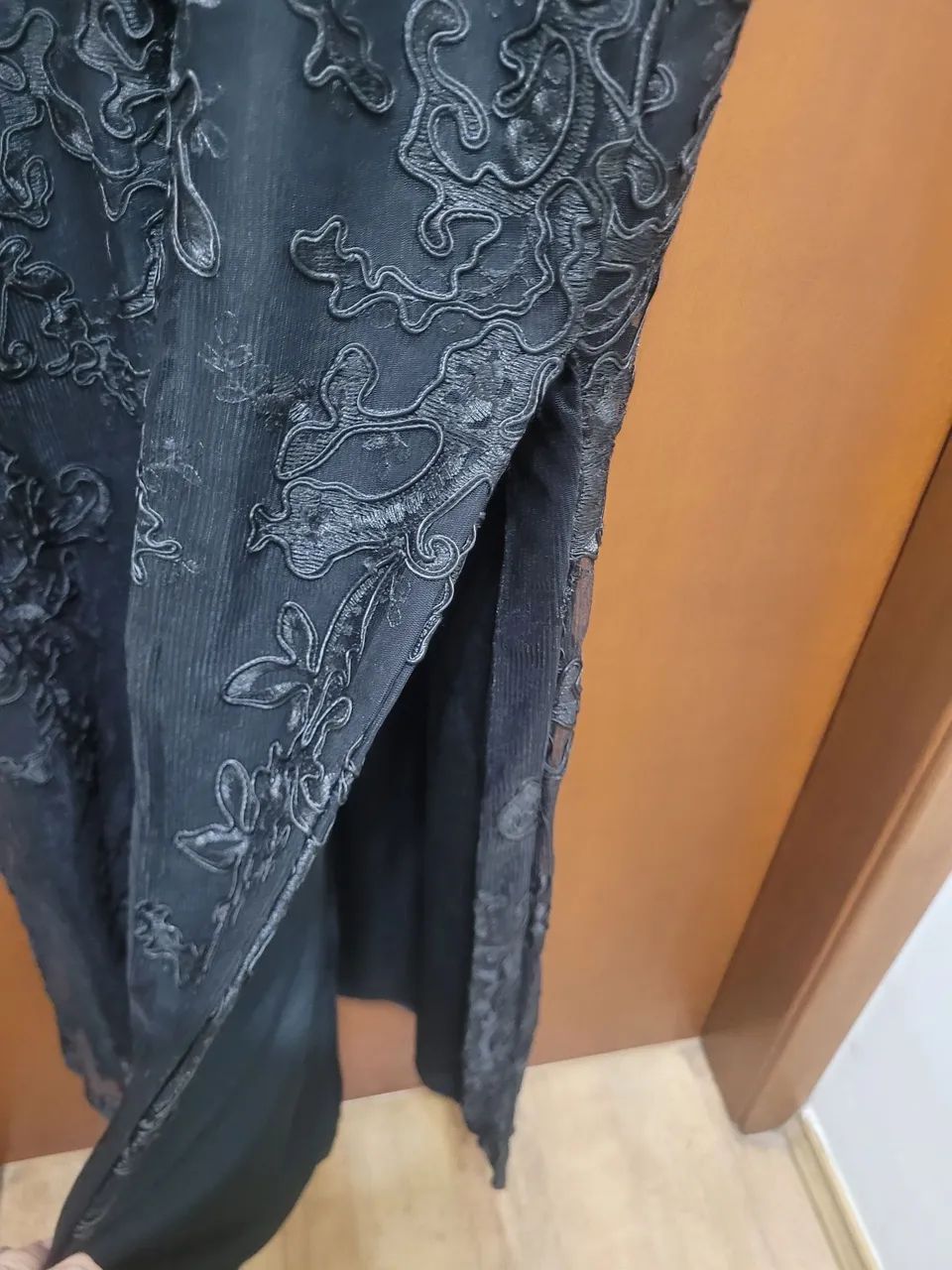 Vestido festa preto com renda - Foto 5
