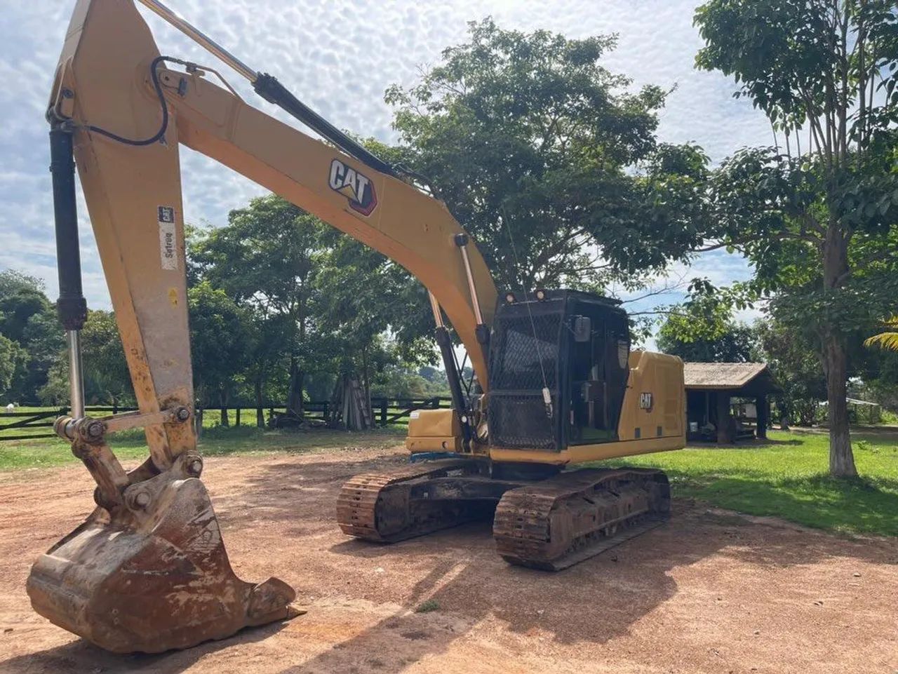 ESCAVADEIRA CATERPILLAR  - Foto 5