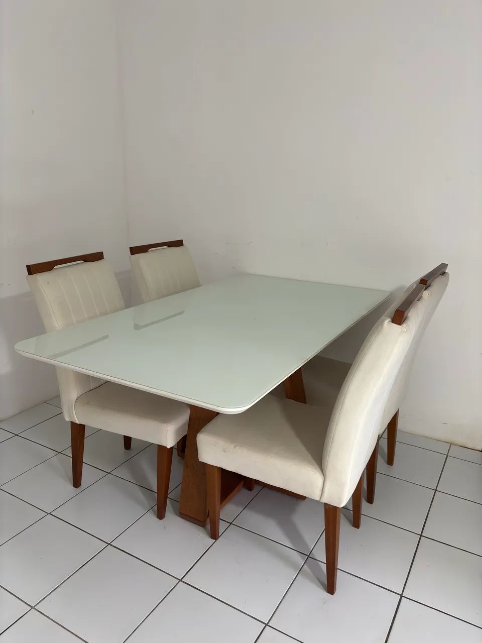 Mesa jantar 4 cadeiras - PREÇO NEGOCIÁVEL  - Foto 3
