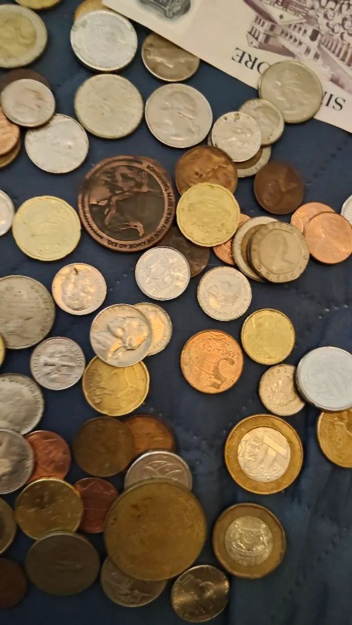 Moedas antigas de vários países  - Foto 5