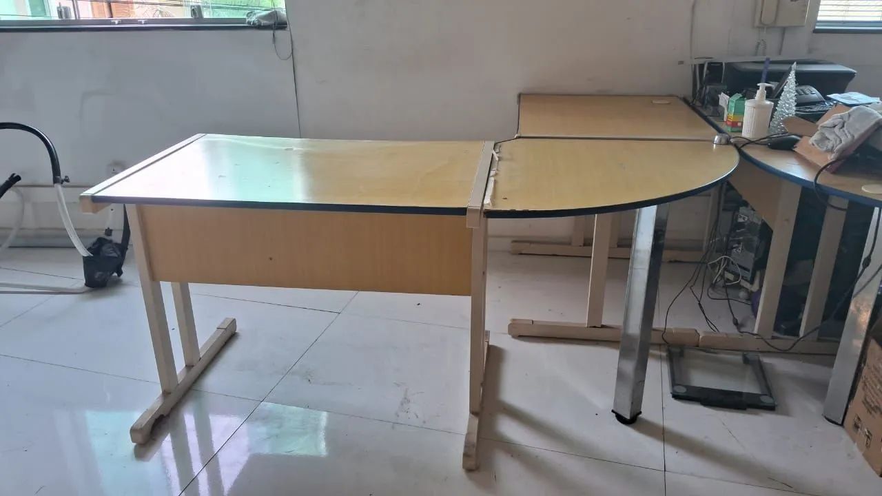 Mesa em L para escritório  - Foto 2