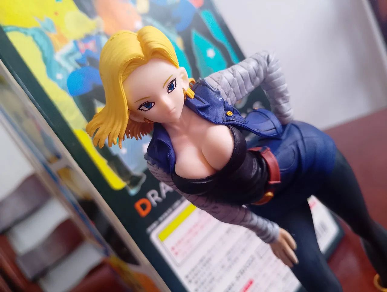 Figure estatueta Android 18 Dragon Ball Gals com caixa - Foto 3