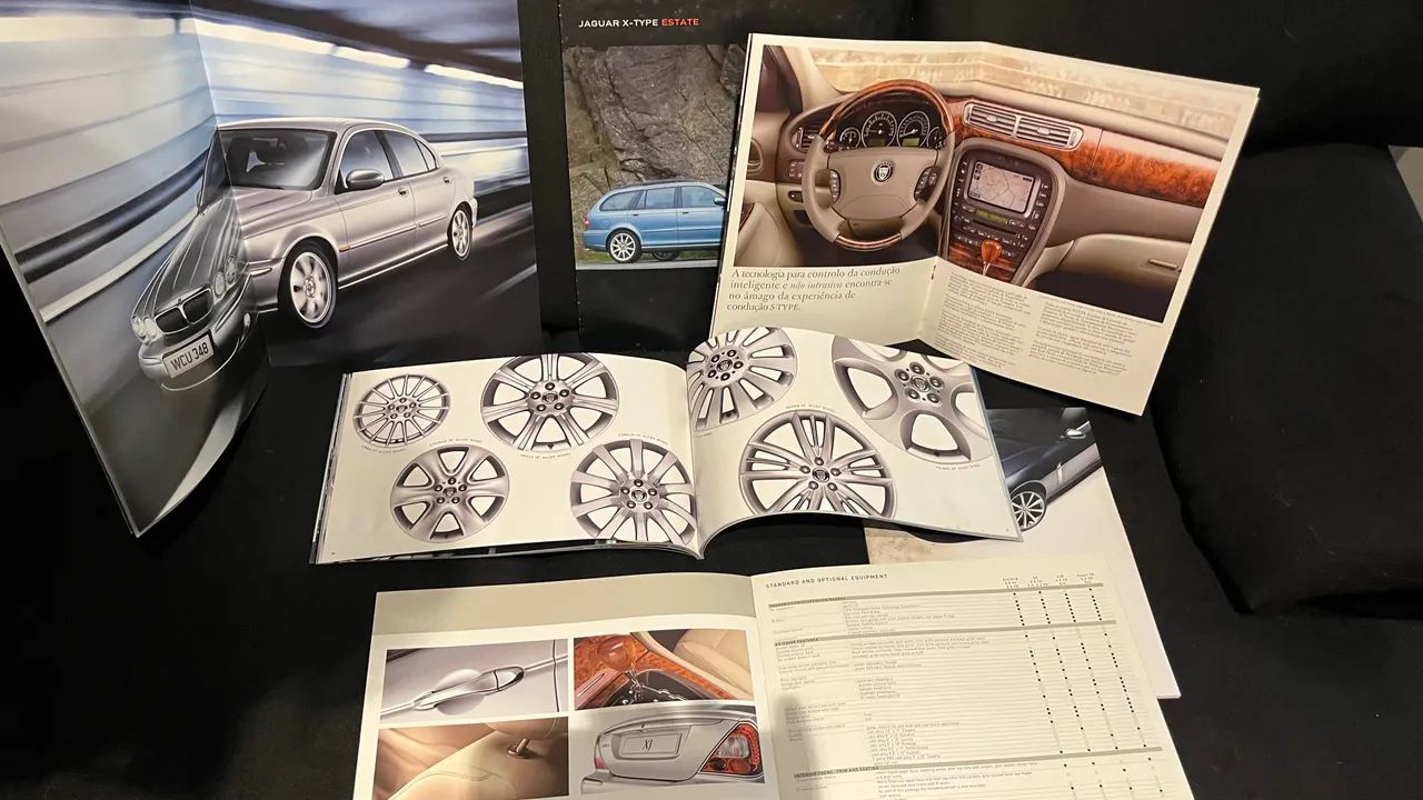 Lote de Catálogos da Jaguar - Foto 4