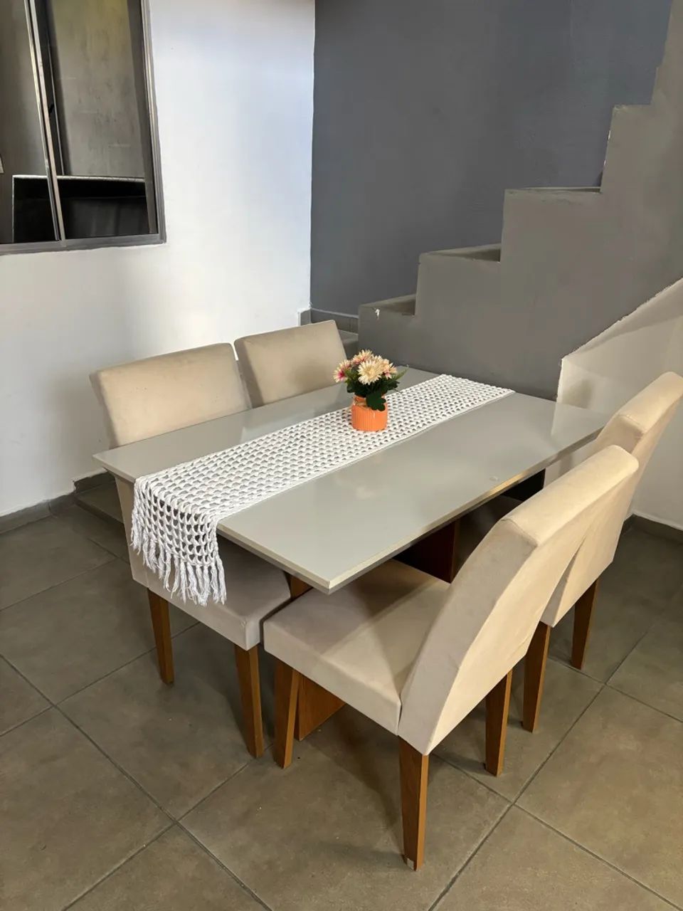 Mesa de Jantar + 4 Cadeiras - Foto 4
