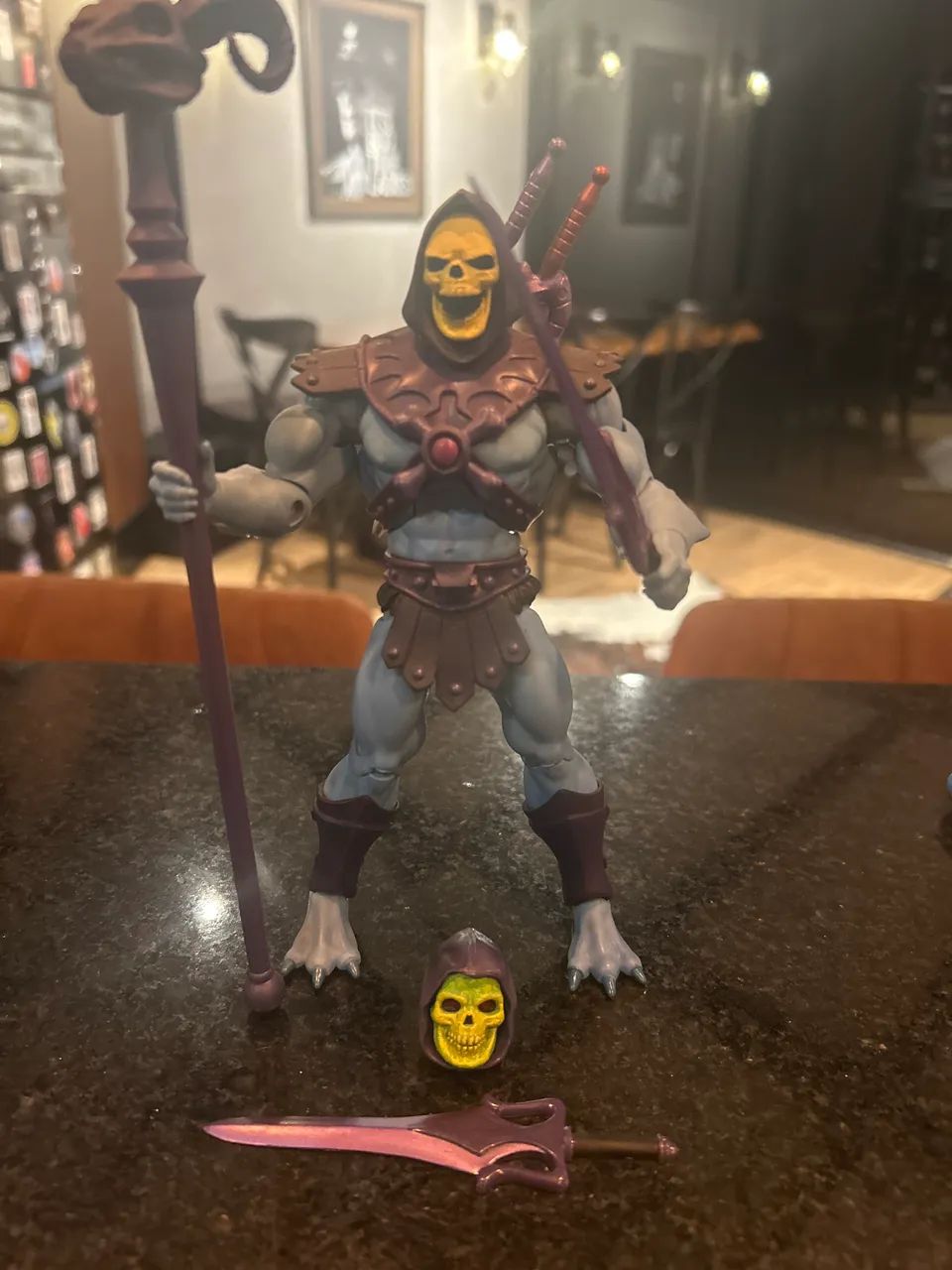MOTUC ESQUELETO COMPLETO LOOSE COM ACESSÓRIOS EXTRAS