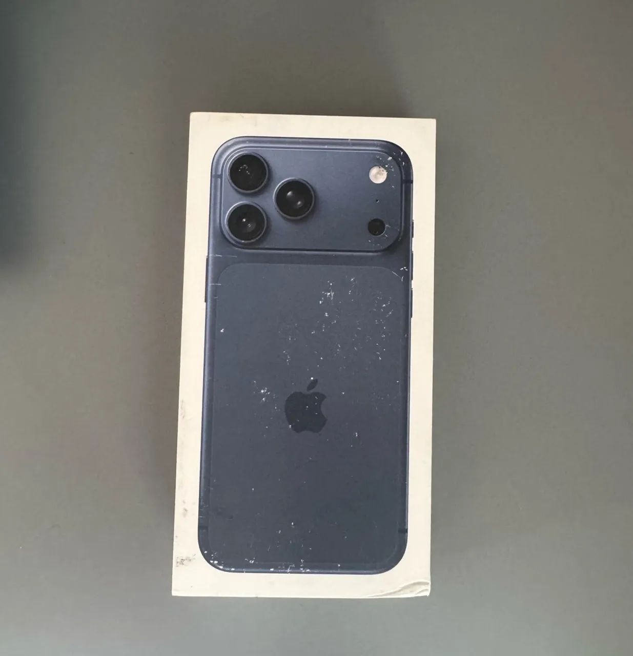 Iphone 17 pro max novo sem uso
