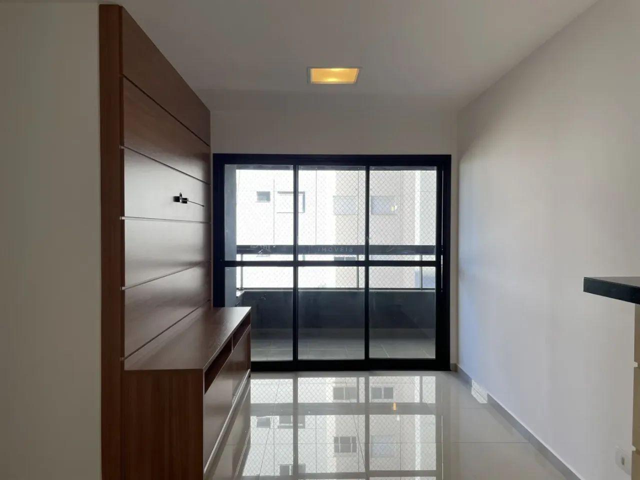 Apartamento com 03 Dormitórios - Zona 03